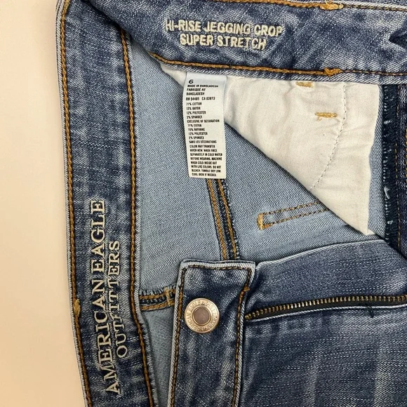 American Eagle Hi-Rise Crop Super Stretch Jegging - Picture 6 of 6